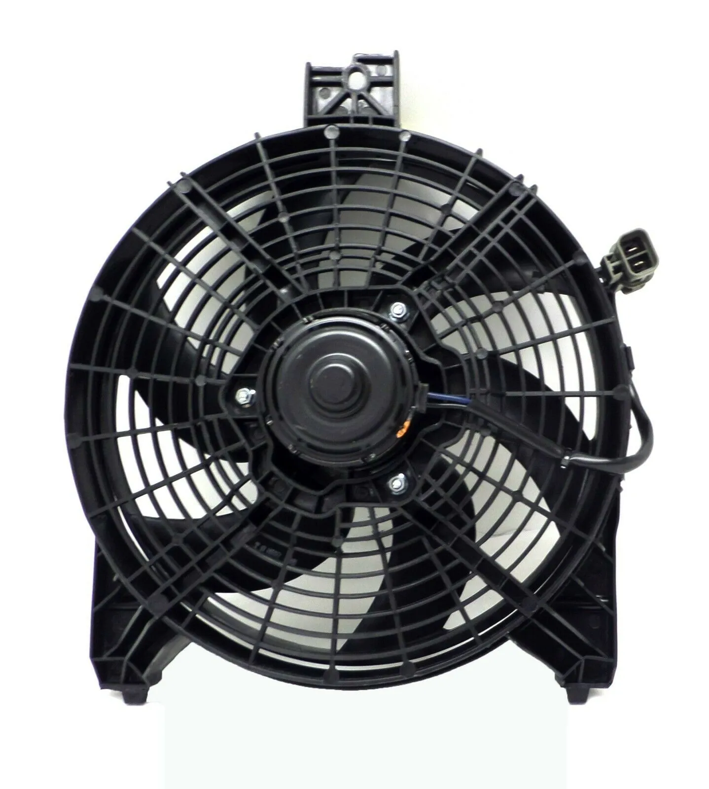 CF20144630 Radiator Cooling Fan for Nissan 05-06 Armada 04 Patfinder 04-06 Titan