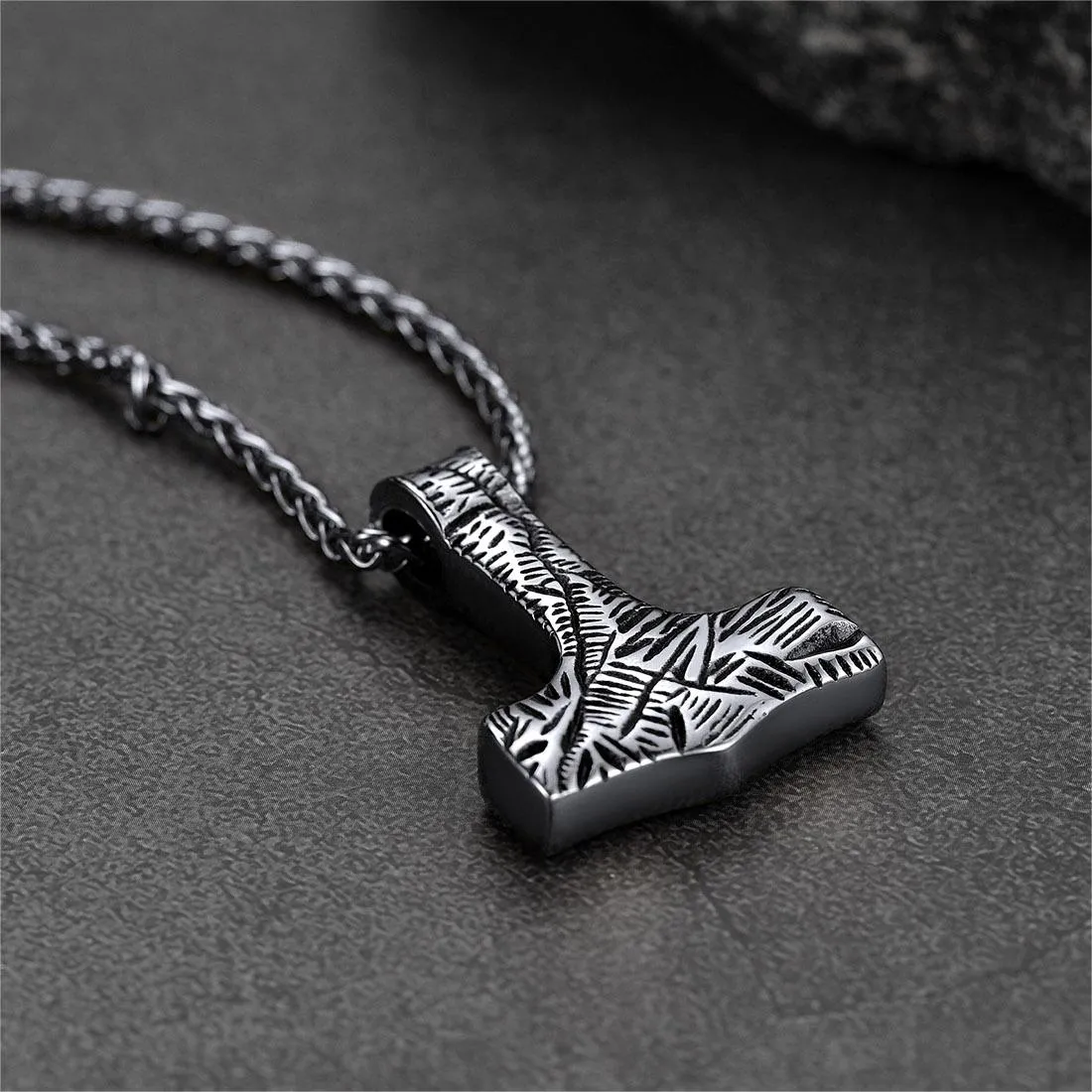 Flash Sale Viking Thor's Hammer Necklace Mjolnir Pendant For Men