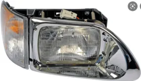 International RH Headlamp Assembly 564.55206