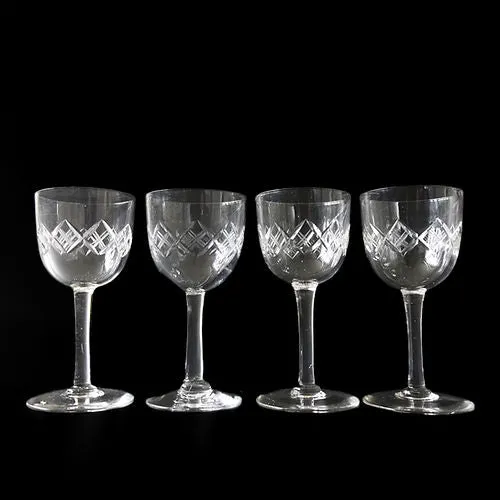 Mobler Vintage sweet wine glass with debossed pattern from Sweden mid-century. Price per piece.