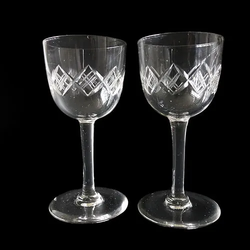 Mobler Vintage sweet wine glass with debossed pattern from Sweden mid-century. Price per piece.