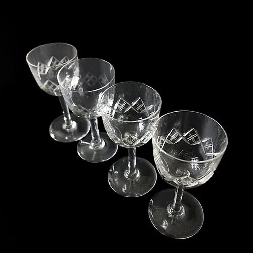 Mobler Vintage sweet wine glass with debossed pattern from Sweden mid-century. Price per piece.