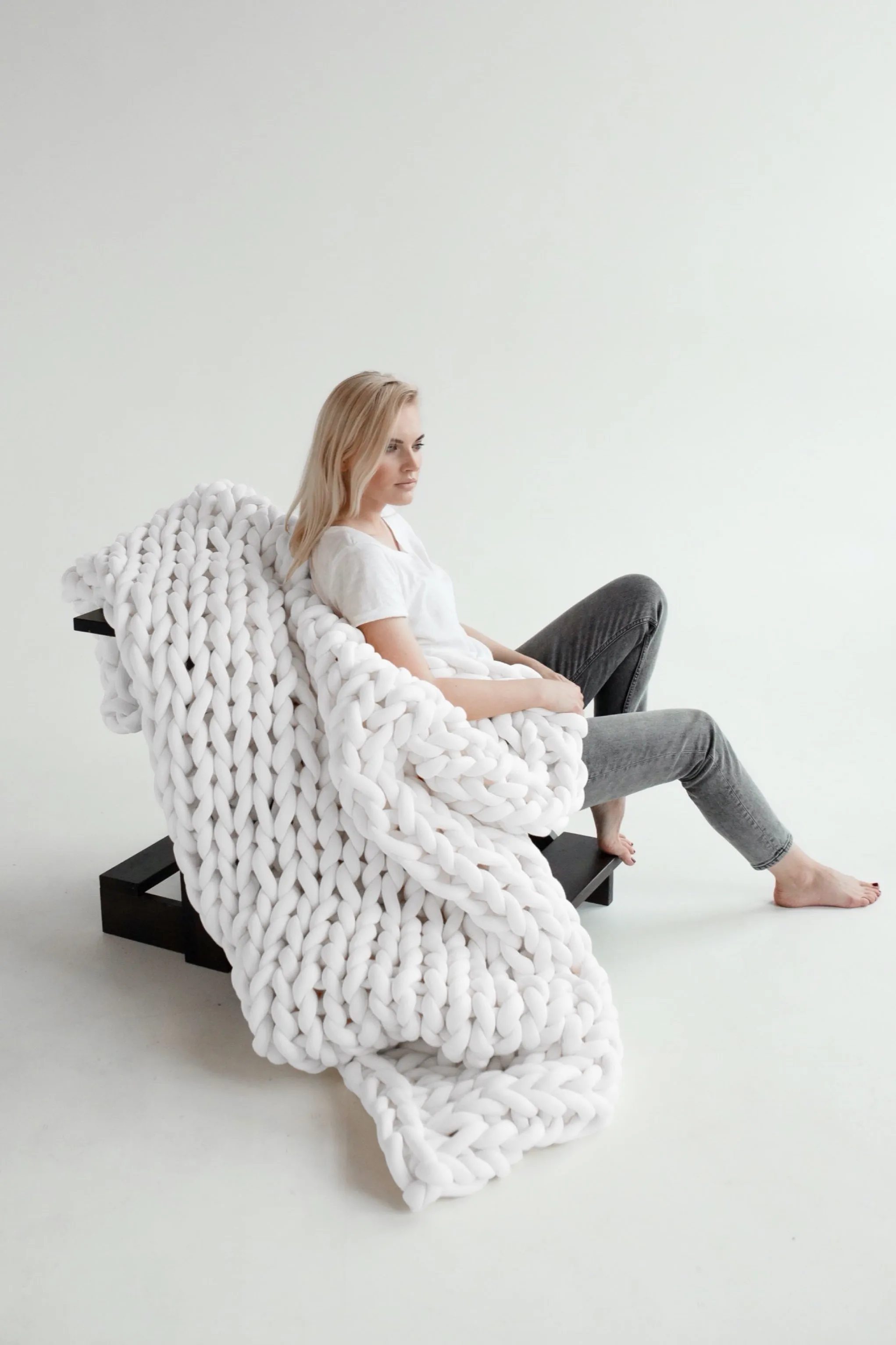 Tube yarn blanket, large throw blanket 50”x70” (130x170 cm)