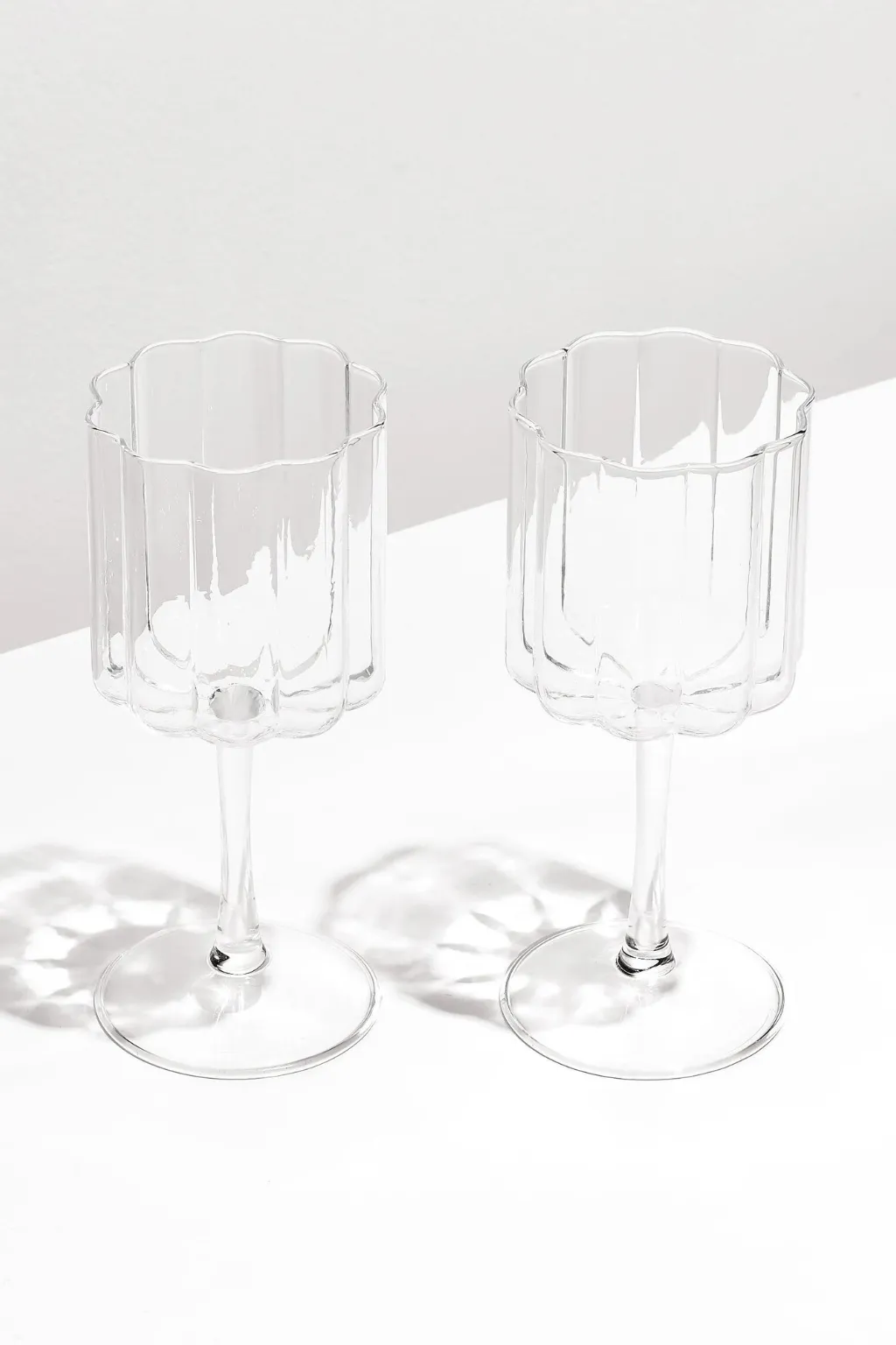 Wave Wine Glass - Set of 2